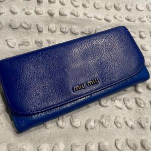 Miu Miu 2 tone wallet